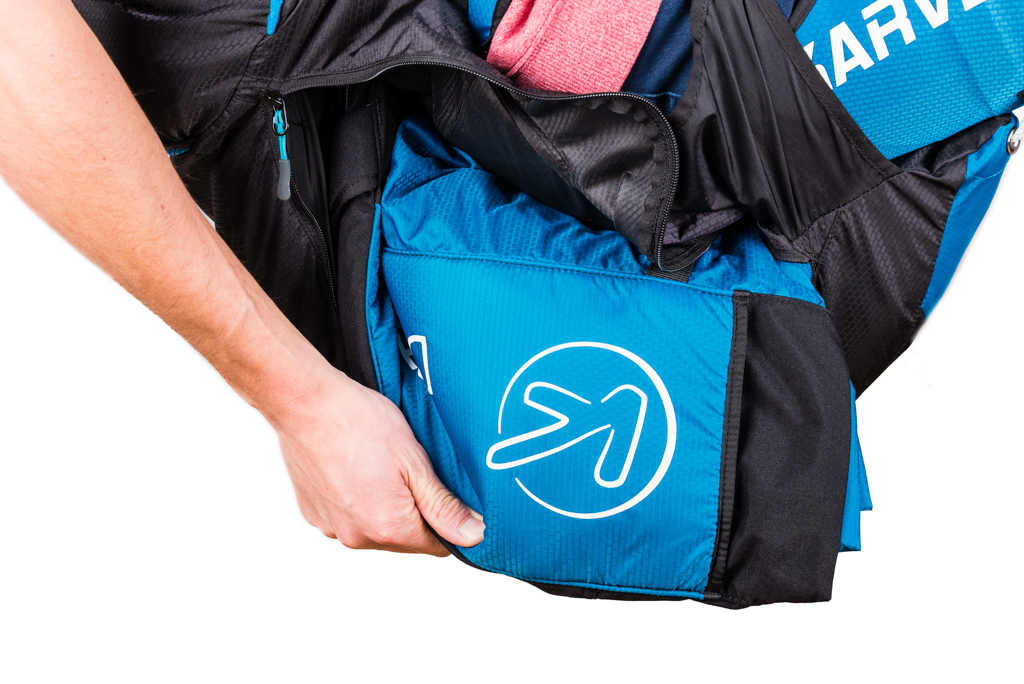 Pocket for tandem backpack