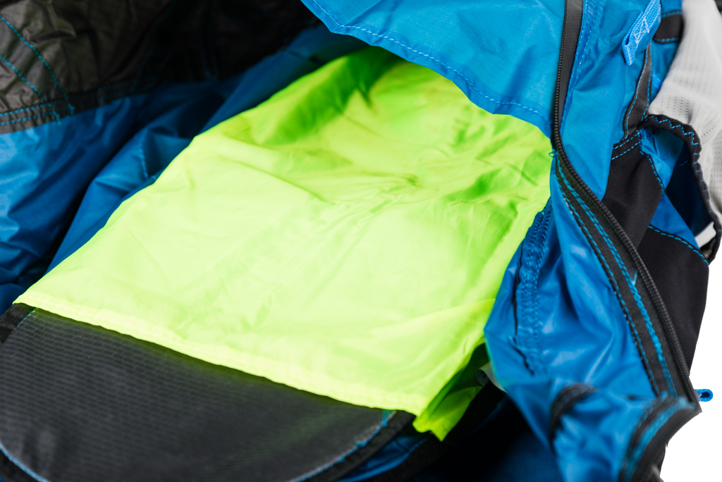 Waterproof internal protection against sweat on the glider